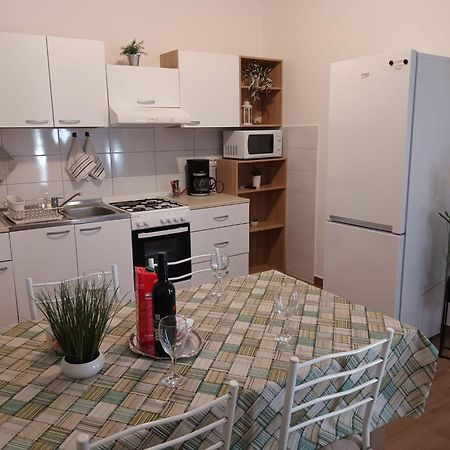 Apartmani Goga Seline Exterior foto